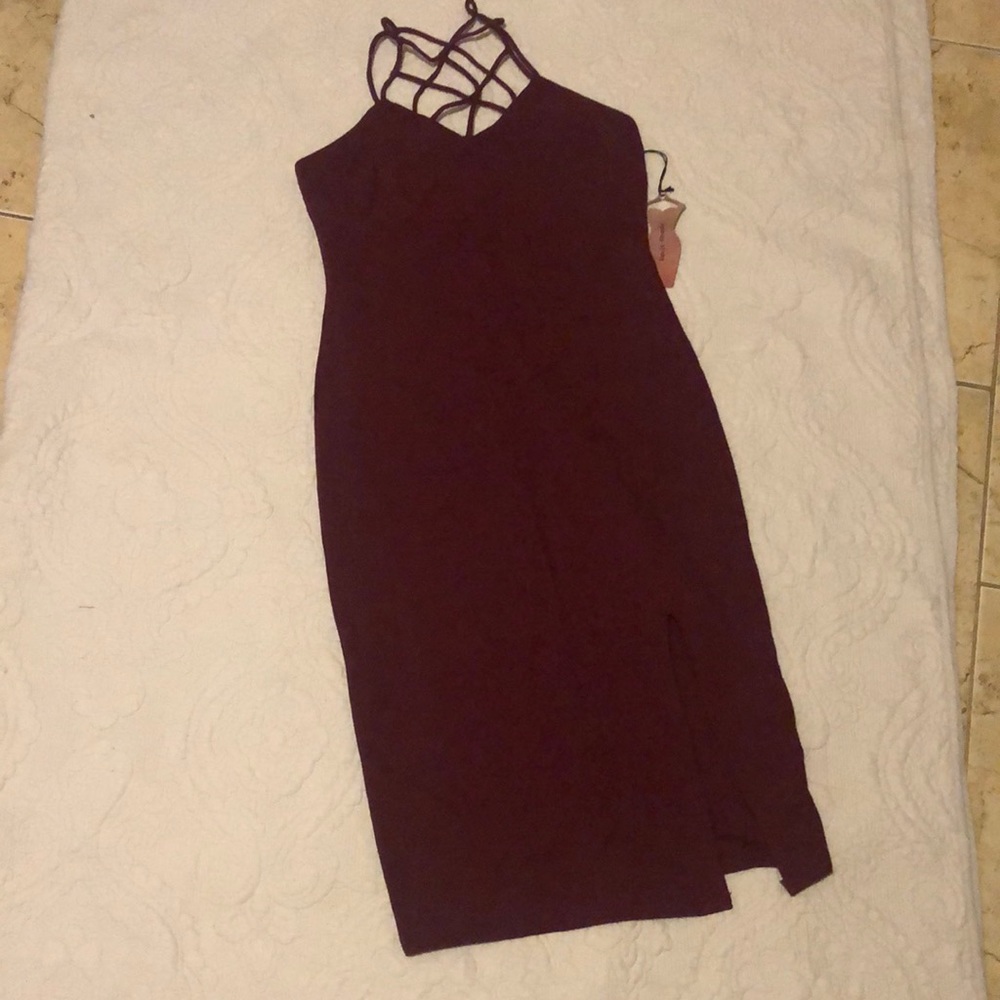 NWT- Haute Monde L Burgundy Stretch Dress w/ Adjustable Straps & Slit!